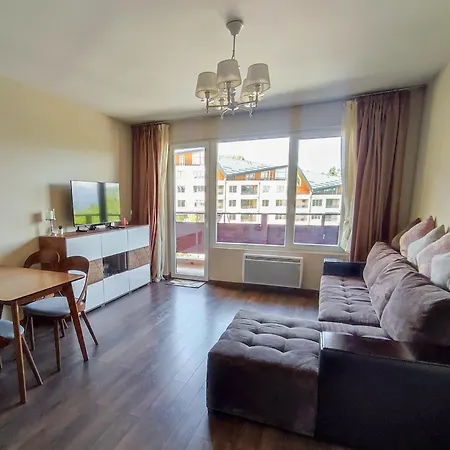 Deluxe 1-bedroom Mountain View Near Road * Банско